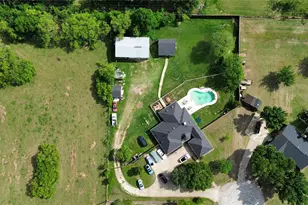 4200 Jennifer Ln, Crowley, TX 76036 - Photo 4