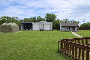 4200 Jennifer Ln, Crowley, TX 76036 - Photo 36