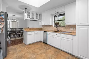 4200 Jennifer Ln, Crowley, TX 76036 - Photo 14