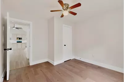 910 S Chatfield Street, Ennis, TX 75119 - Photo 22