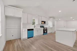 910 S Chatfield St, Ennis, TX 75119 - Photo 10