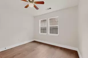 910 S Chatfield St, Ennis, TX 75119 - Photo 22