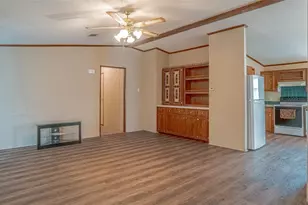 2717 Creek Dr, Granbury, TX 76048 - Photo 18