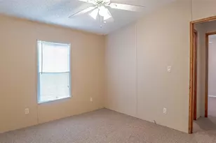 2717 Creek Dr, Granbury, TX 76048 - Photo 26