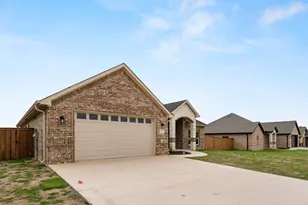 507 Limestone Cir, Mabank, TX 75147 - Photo 34