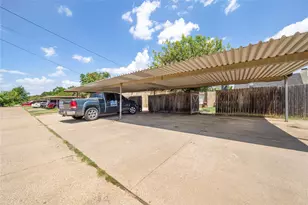 2744 St George Pl, Arlington, TX 76015 - Photo 6