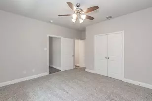 4610 Sausalito Dr, Arlington, TX 76016 - Photo 10