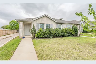 4610 Sausalito Drive, Arlington, TX 76016 - Photo 1