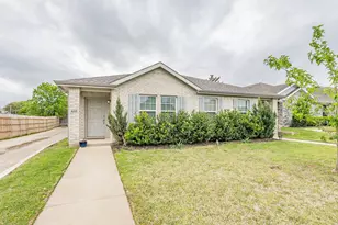 4610 Sausalito Dr, Arlington, TX 76016 - Photo 1