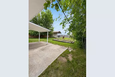 420 Price Drive, Lewisville, TX 75067 - Photo 16