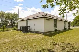 535 S Belknap St, Mexia, TX 76667 - Photo 30