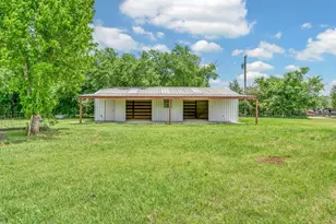 257 Hcr 2201, Aquilla, TX 76622 - Photo 32