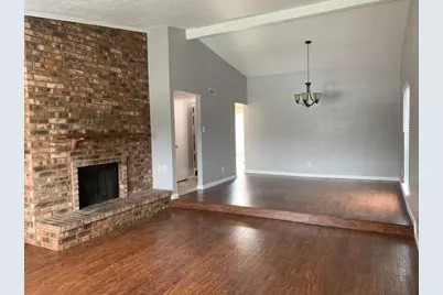 5100 Shannon Drive, The Colony, TX 75056 - Photo 2
