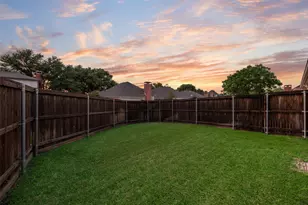 336 Touchdown Dr, Irving, TX 75063 - Photo 26