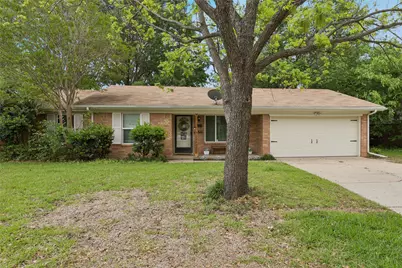7420 Maple Drive, North Richland Hills, TX 76180 - Photo 2