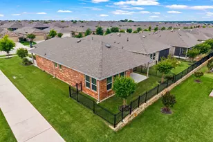 1269 Revolution Dr, Little Elm, TX 76227 - Photo 36
