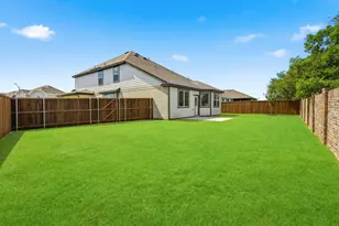 3163 Manchester Dr, Cleburne, TX 76031 - Photo 22