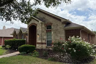 1630 Warm Springs Dr, Allen, TX 75002 - Photo 2