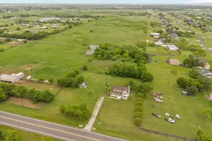 2038 Fm 455 W, Sanger, TX 76266 - Photo 32