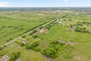 2038 Fm 455 W, Sanger, TX 76266 - Photo 34