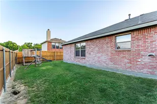365 Basswood Ln, Melissa, TX 75454 - Photo 4