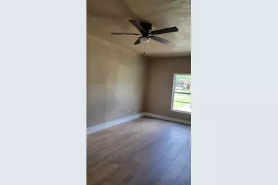 4660 Lois Street, Fort Worth, TX 76119 - Photo 18