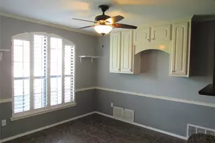 1048 Eagle Canyon Dr, China Spring, TX 76633 - Photo 6