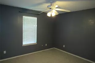 1048 Eagle Canyon Dr, China Spring, TX 76633 - Photo 10