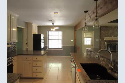 1048 Eagle Canyon Drive, China Spring, TX 76633 - Photo 4