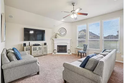 1117 Daventry Drive, Glenn Heights, TX 75154 - Photo 4