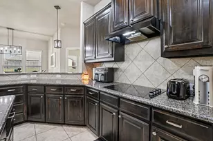 1117 Daventry Dr, Glenn Heights, TX 75154 - Photo 6