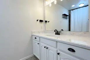 10006 Pensive Dr, Dallas, TX 75229 - Photo 20