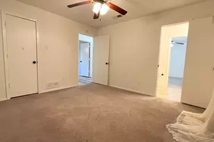 10006 Pensive Dr, Dallas, TX 75229 - Photo 16