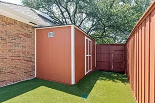 9502 Moss Haven Dr, Dallas, TX 75231 - Photo 36