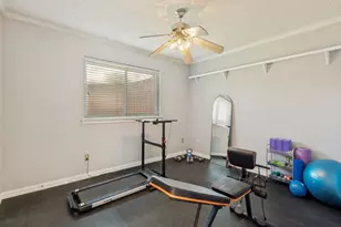 9502 Moss Haven Dr, Dallas, TX 75231 - Photo 28