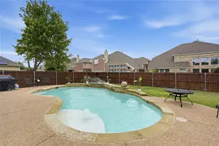 4121 Burwood Dr, Fort Worth, TX 76262 - Photo 4