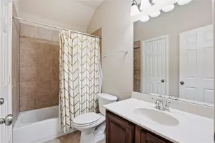 4121 Burwood Dr, Fort Worth, TX 76262 - Photo 18