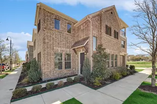 2441 Merriweather Ln, Flower Mound, TX 75028 - Photo 2