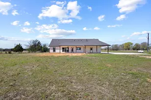 14457 E Fm 1396, Windom, TX 75492 - Photo 32