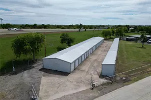 208 Moore Ln, Lavon, TX 75166 - Photo 1