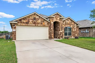 3200 Skinner Drive, Waco, TX 76655 - Photo 2
