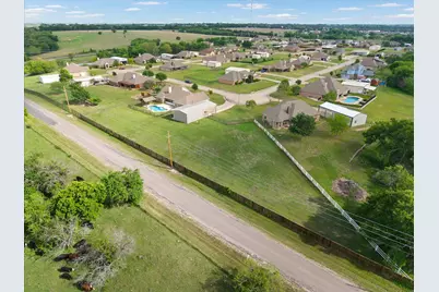 528 Hubbard Circle, Nevada, TX 75173 - Photo 32