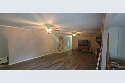 1065 Abbie Lane, Glen Rose, TX 76043 - Photo 4