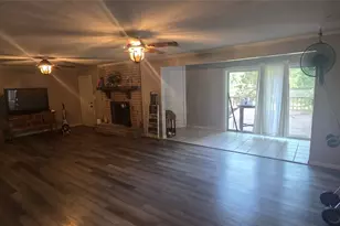 1065 Abbie Ln, Glen Rose, TX 76043 - Photo 2