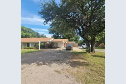 1065 Abbie Lane, Glen Rose, TX 76043 - Photo 2