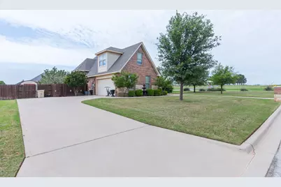 297 Magnum Street, Tuscola, TX 79562 - Photo 2