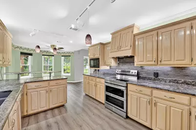 320 Cedar Hill Circle, Lowry Crossing, TX 75407 - Photo 10