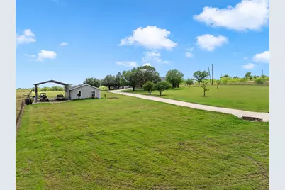 12851 Reeds Lake Road, Rogers, TX 76569 - Photo 36