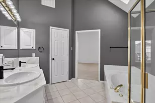 933 Highgate Dr, Lewisville, TX 75067 - Photo 22