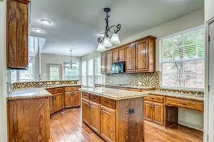 5517 Hidden Creek Ln, Frisco, TX 75036 - Photo 10